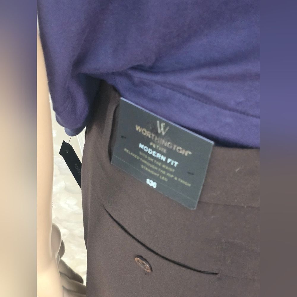 Brown Cropped Pants - Picture 5 of 5